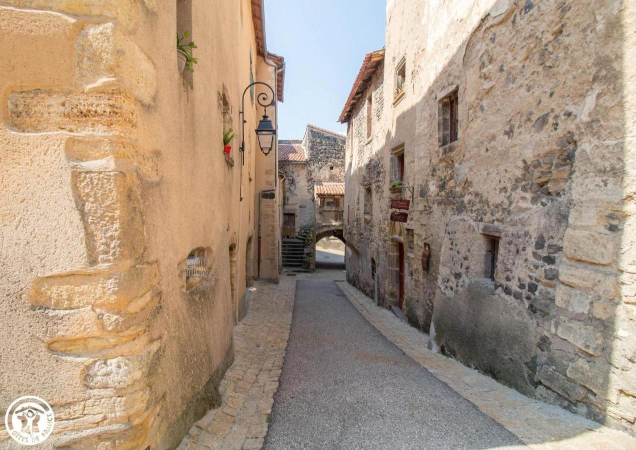 La Maison Des Archers Saint-Saturnin  Exteriör bild